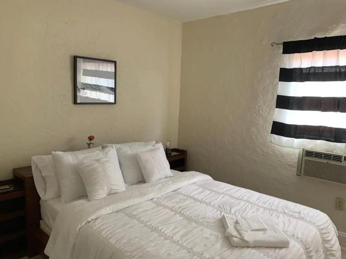 Private Rooms Close To Miami Airport - Free Parking - 01 מראה חיצוני תמונה