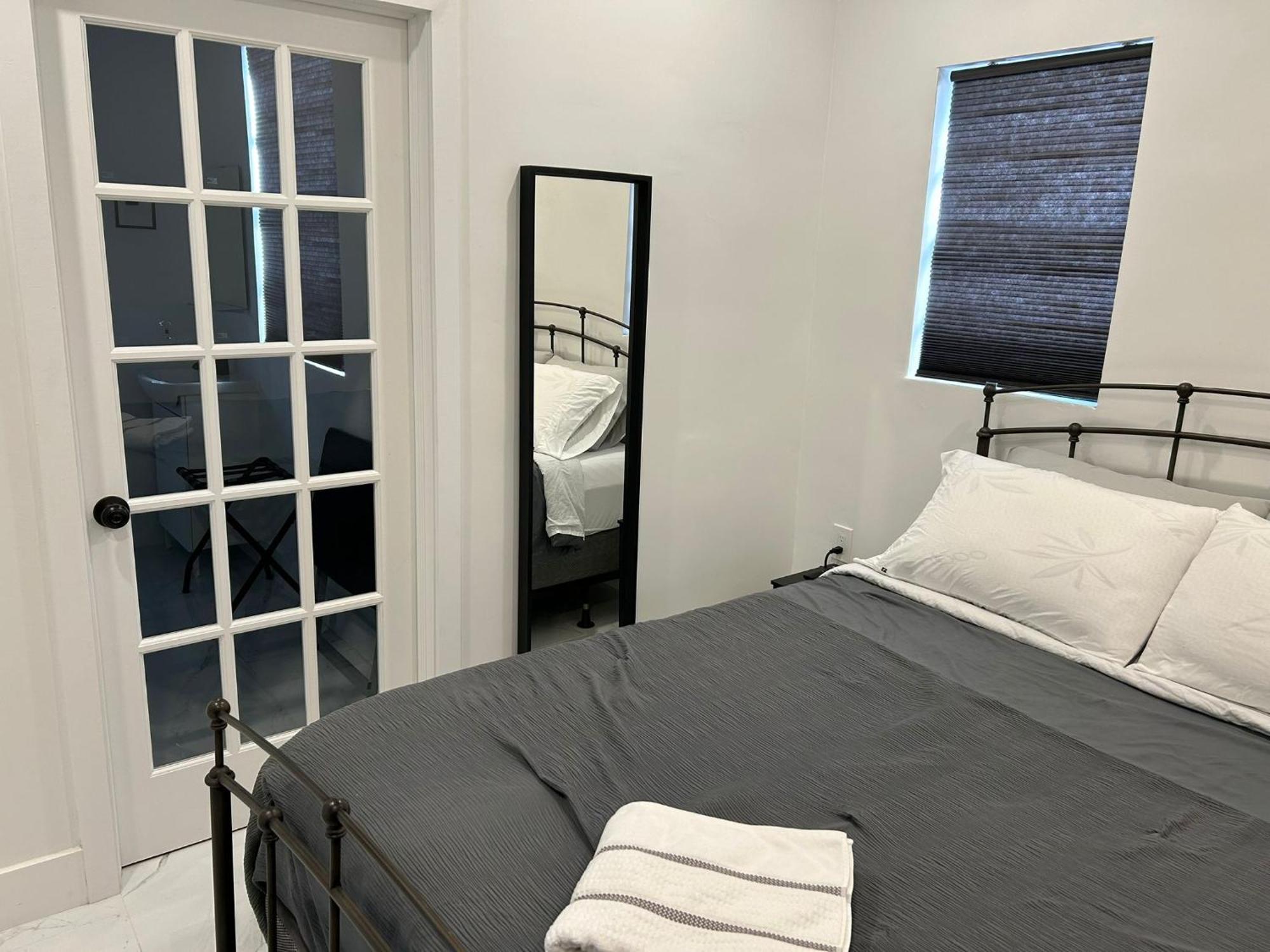 Private Rooms Close To Miami Airport - Free Parking - 01 מראה חיצוני תמונה