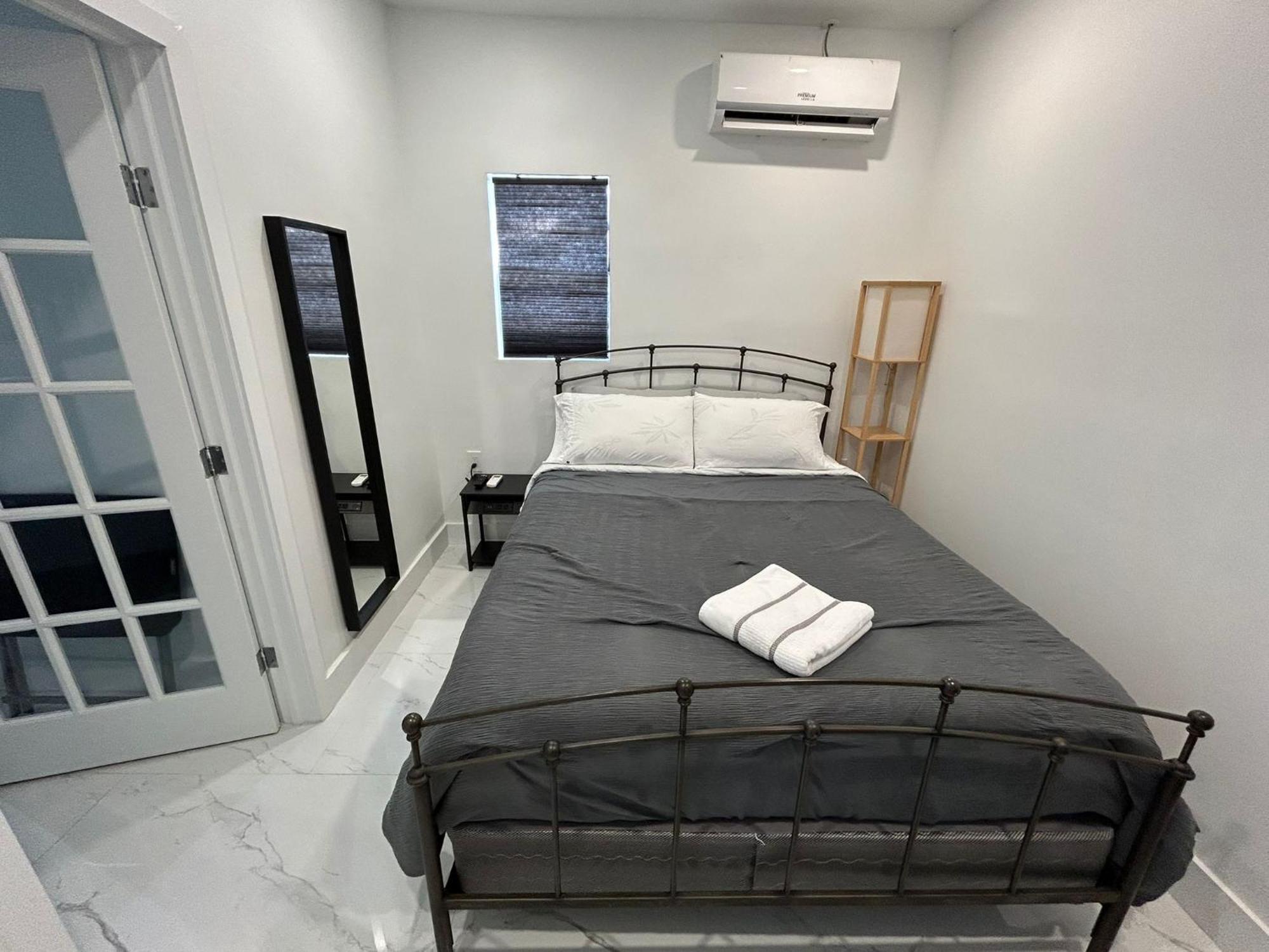 Private Rooms Close To Miami Airport - Free Parking - 01 מראה חיצוני תמונה