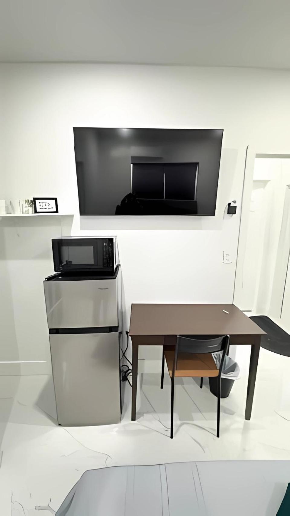 Private Rooms Close To Miami Airport - Free Parking - 01 מראה חיצוני תמונה